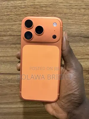 Apple iPhone 17 Pro Max 2 TB Orange
