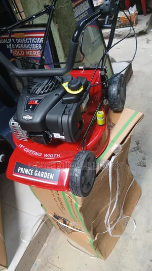 Grass Cutting Machine