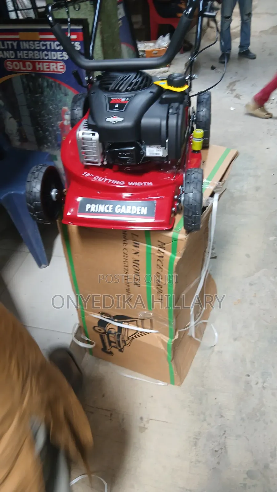 Grass Cutting Machine