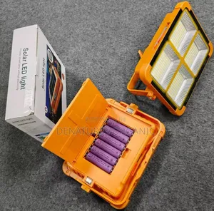 Portable Solar LED Work Light (6-Battery Capacity)