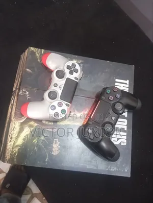 Sony Playstation 4
