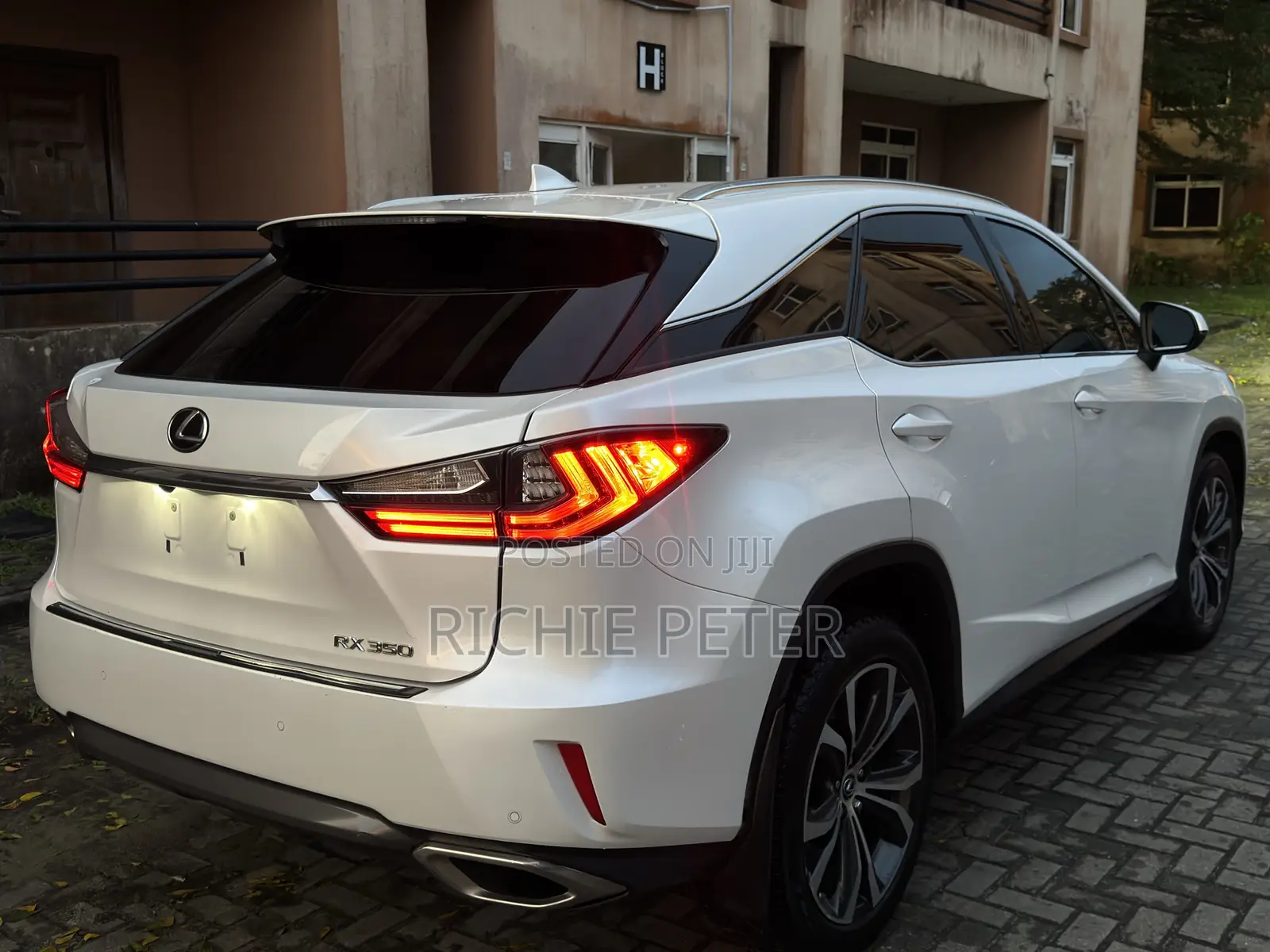 Lexus RX 350 AWD 2018 White
