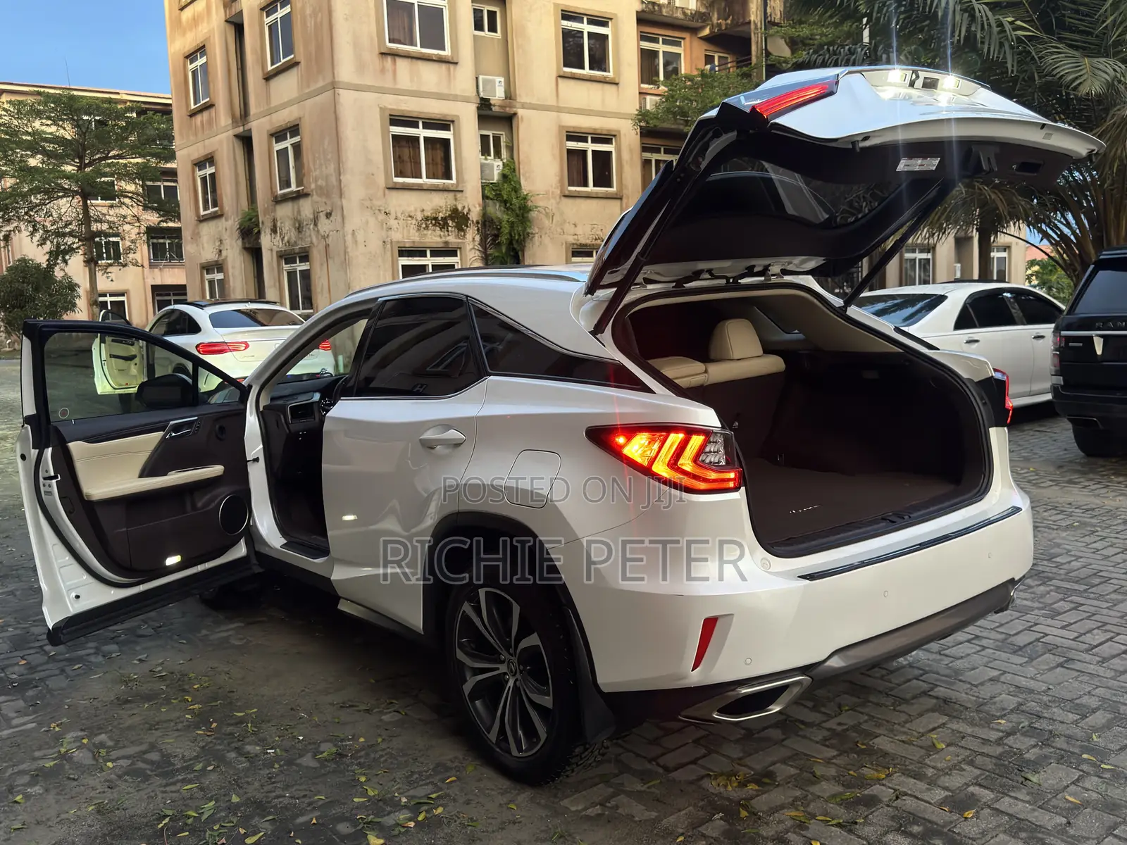 Lexus RX 350 AWD 2018 White