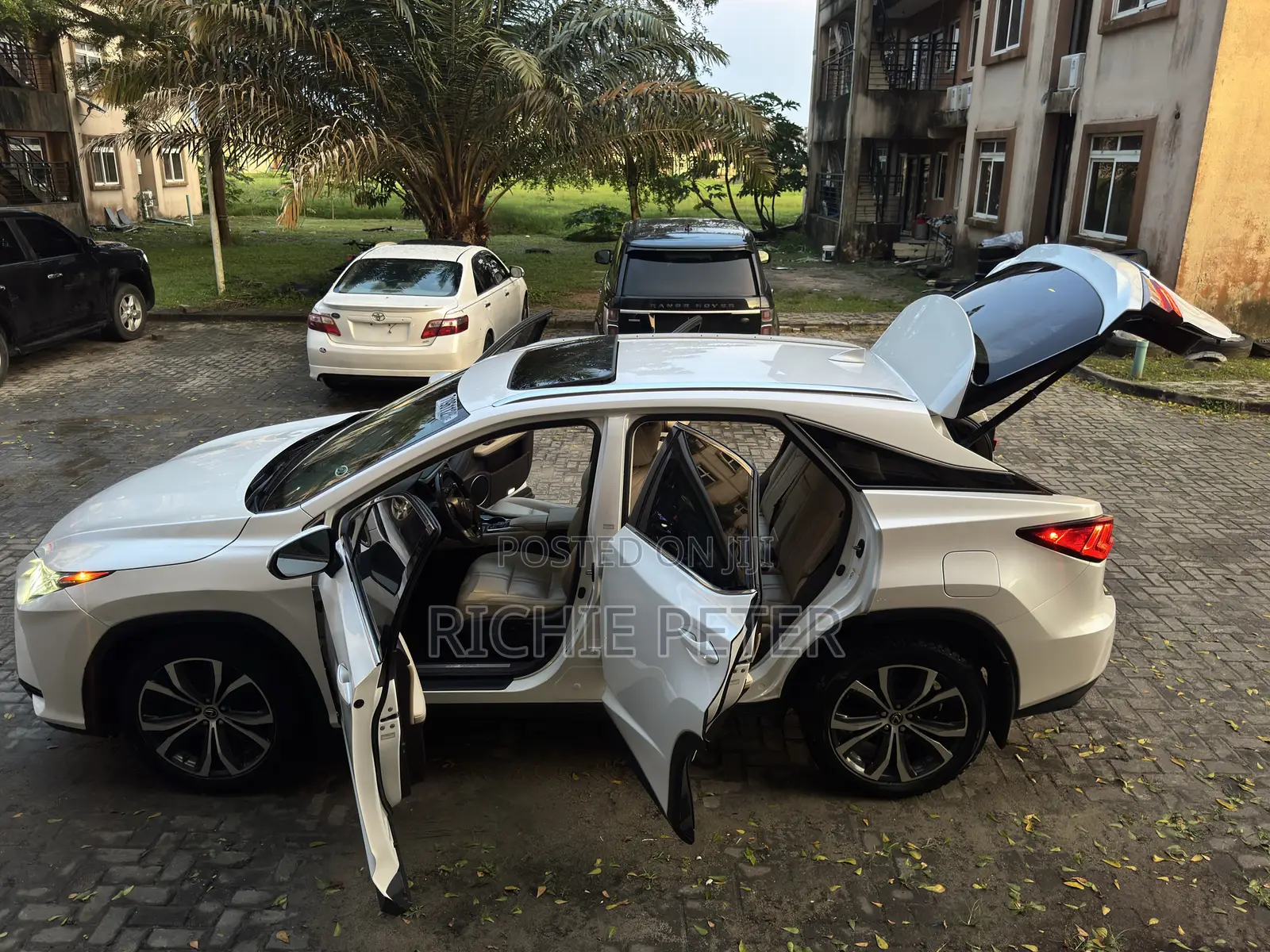 Lexus RX 350 AWD 2018 White