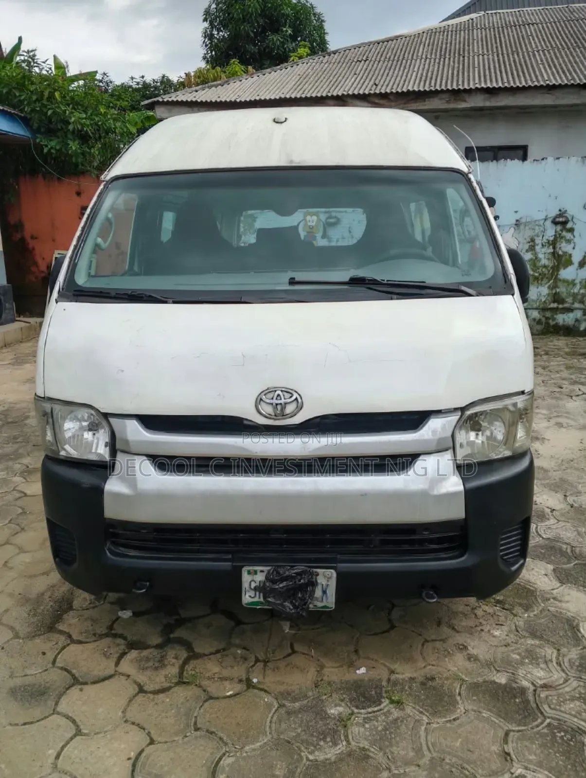 Toyota HiAce 2015 White