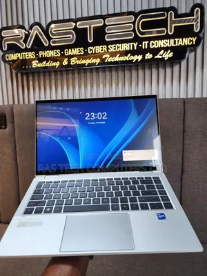 Laptop HP ZBook Firefly G8 1GB Intel Core i5 SSD 256GB