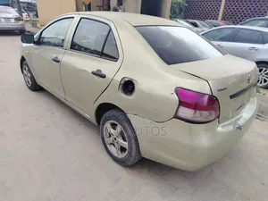 Toyota Yaris 2006