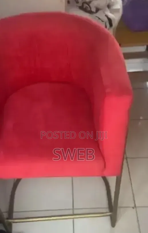 Studio/Saloon Chair
