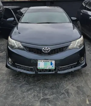 Toyota Camry 2014 Gray