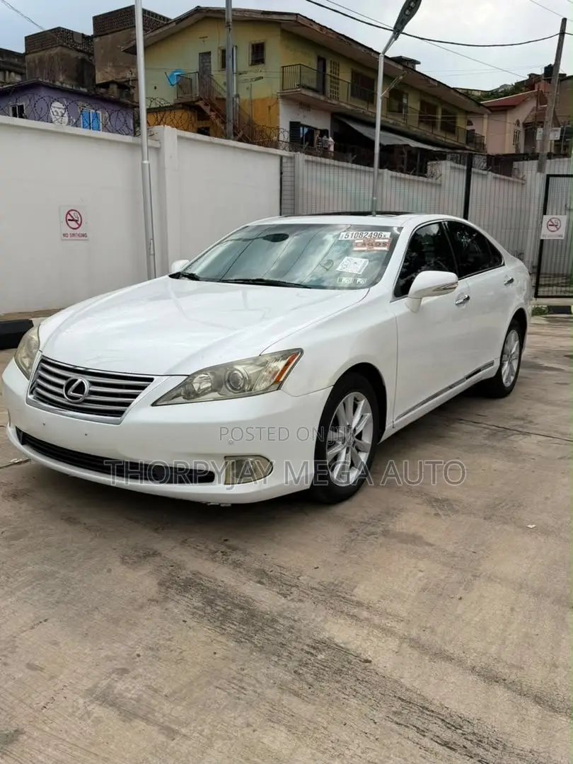 Lexus ES 350 2011 White