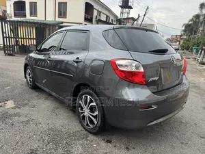 Toyota Matrix S Hatchback AWD (2.4L 4cyl 4A) 2012 Gray