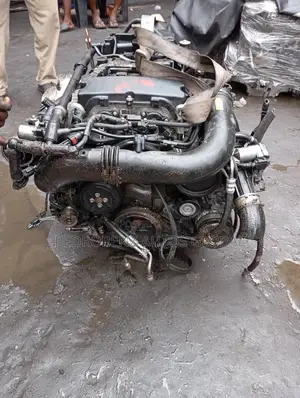Complete Engine and Gearbox 271