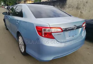 Toyota Camry 2012 Blue