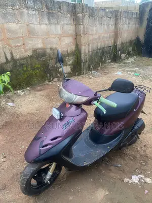 Honda 2017 Beige