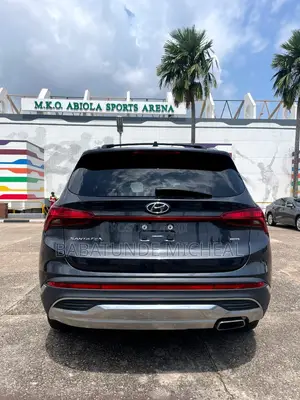 Hyundai Santa Fe SEL 2022 Gray