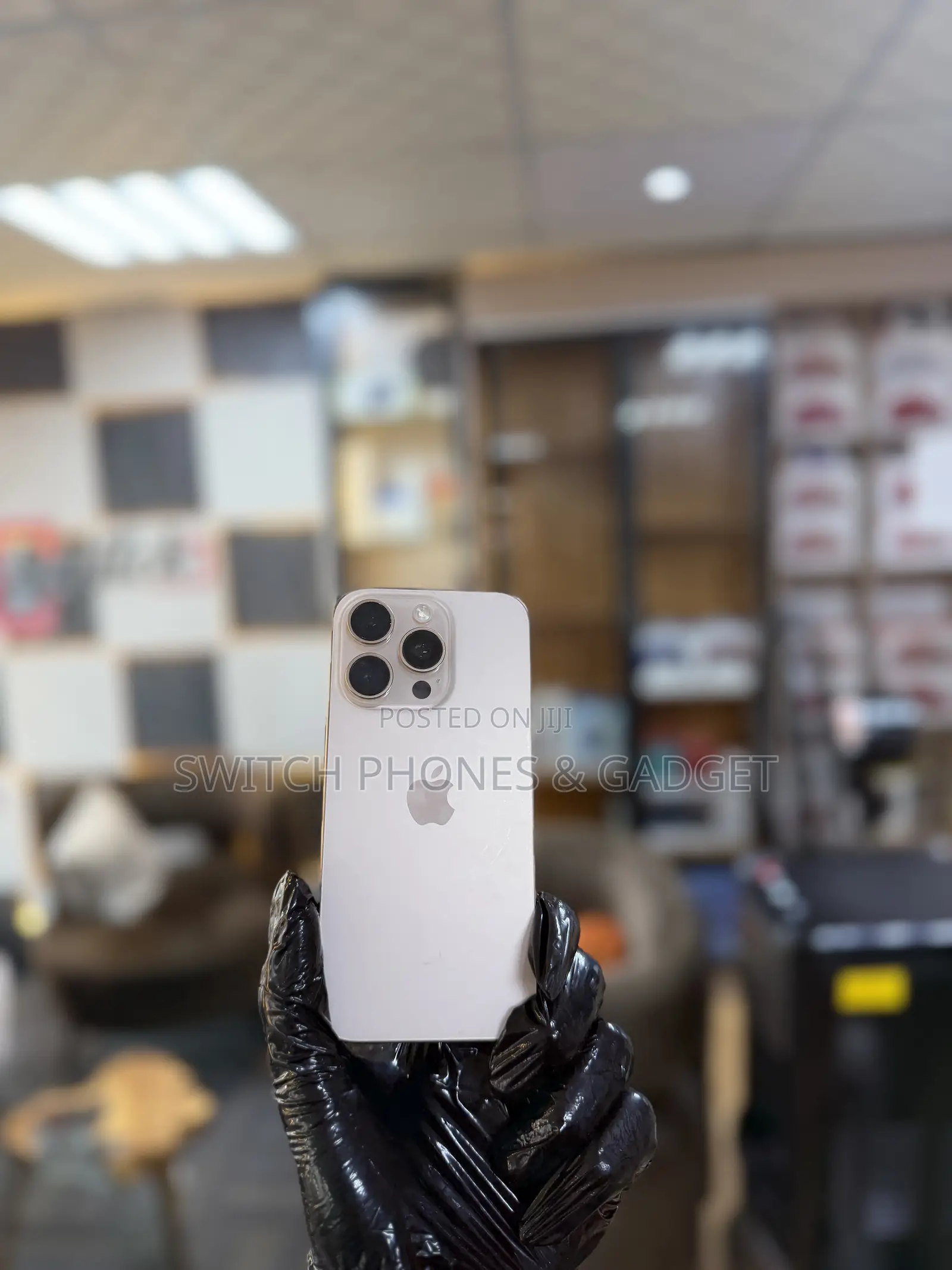 Apple iPhone 16 Pro 256 GB Gold