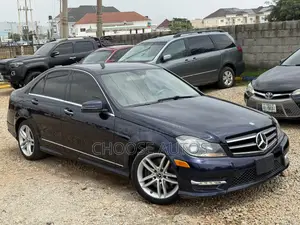 Mercedes-Benz C300 Sport 4Matic Sedan AWD (3.5L 6cyl 7A) 2014 Blue