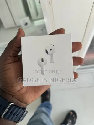 Apple AirPod 4 With ANC