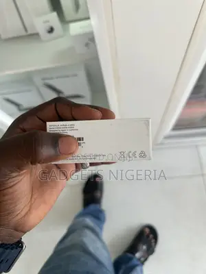Apple AirPod 4 With ANC