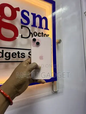 Apple iPhone 15 Plus 128 GB Gold