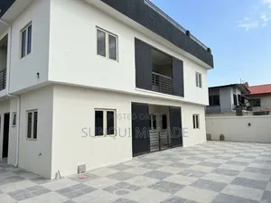 3bdrm Apartment in Aguda / Surulere for rent