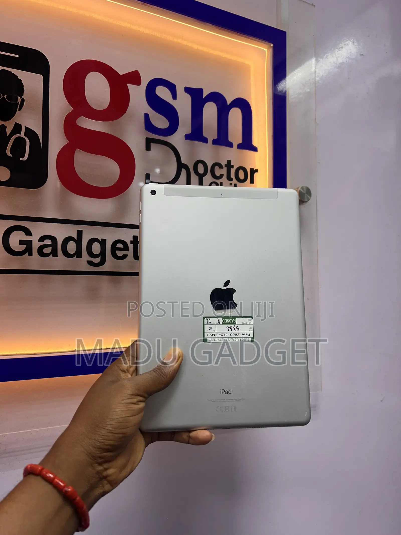 Apple iPad 10.2 (2019) 128 GB White