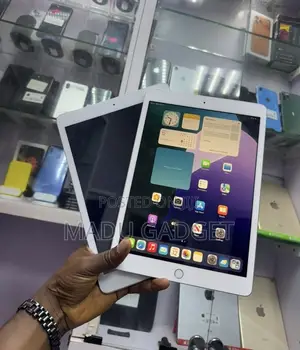 Apple iPad 10.2 (2019) 128 GB White