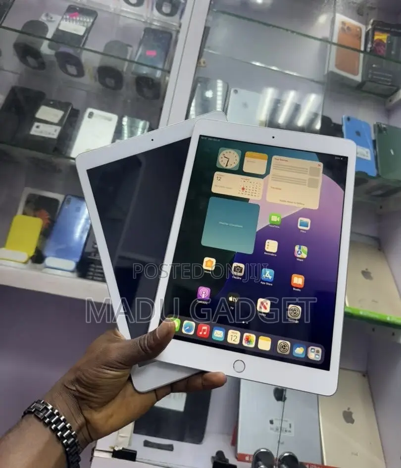 Apple iPad 10.2 (2019) 128 GB White