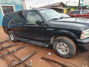 Ford Excursion 2004 Black
