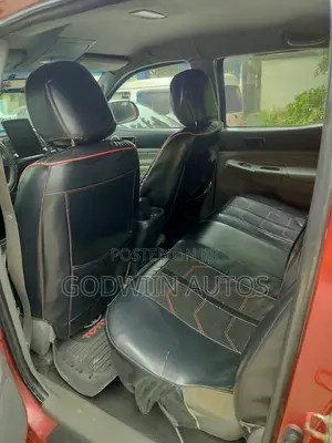 Toyota Tundra TRD PRO 4dr Double Cab 4WD SB (5.7L 8cyl 6A) 2015 Red