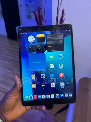 Apple iPad Air (2019) 64 GB Gray