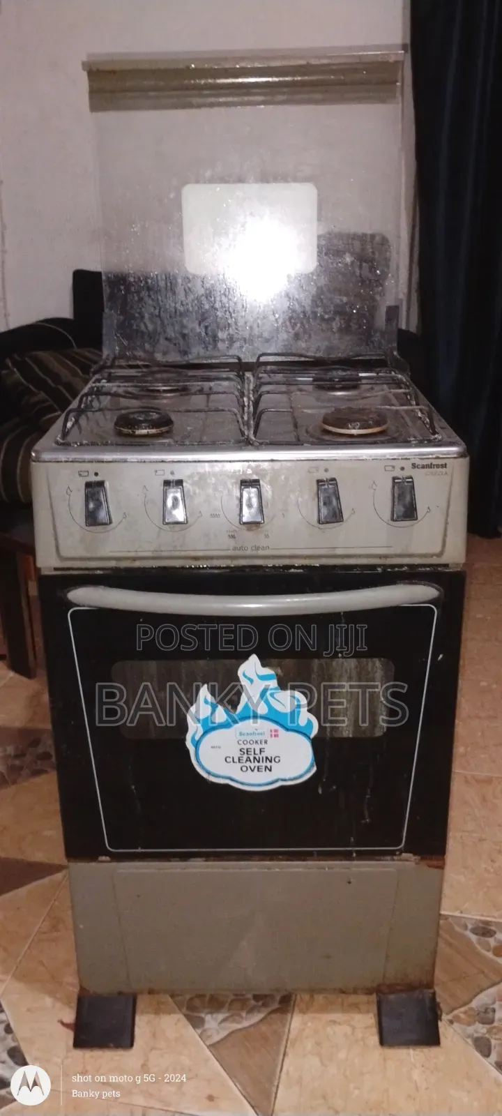 4 Burner Gas Cooker