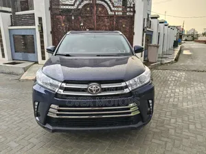 Toyota Highlander 2015 Blue
