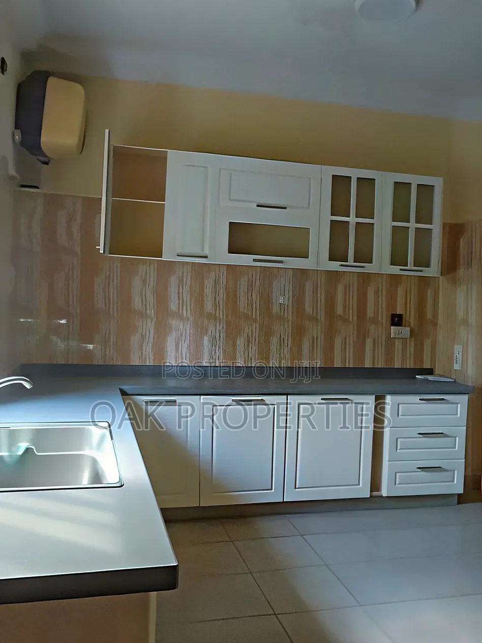 3bdrm Duplex in Old Gra for rent
