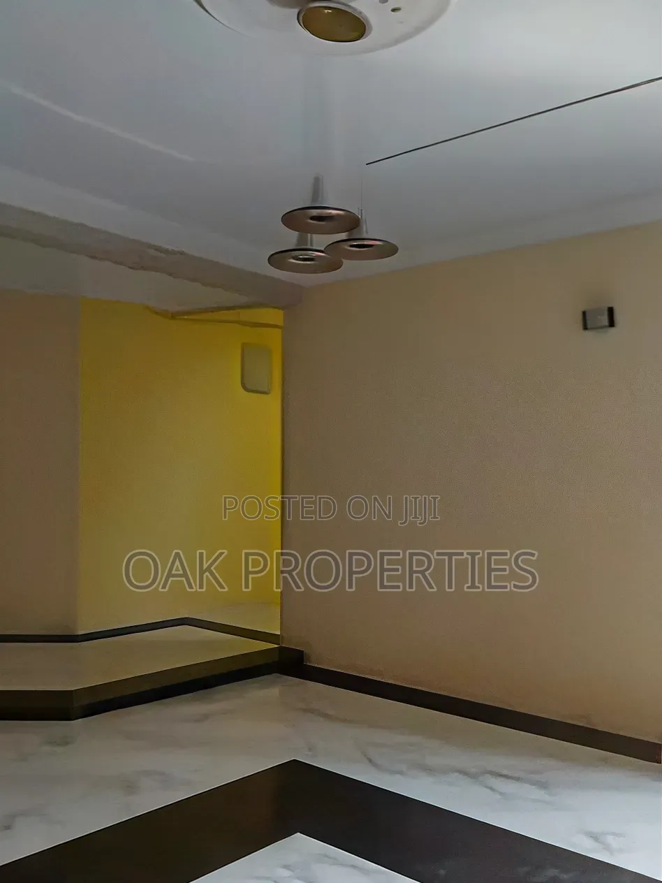 3bdrm Duplex in Old Gra for rent