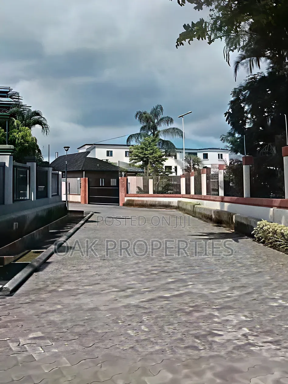 3bdrm Duplex in Old Gra for rent