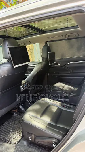 Toyota Highlander Limited Platinum 4x4 V6 (3.5L 6cyl 8A) 2018 Silver