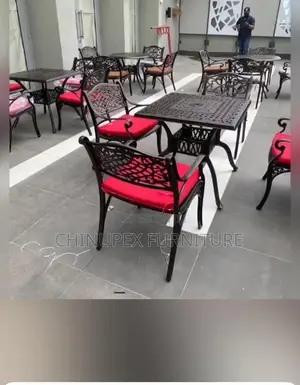4 Seaters Cast Iron Dining Table