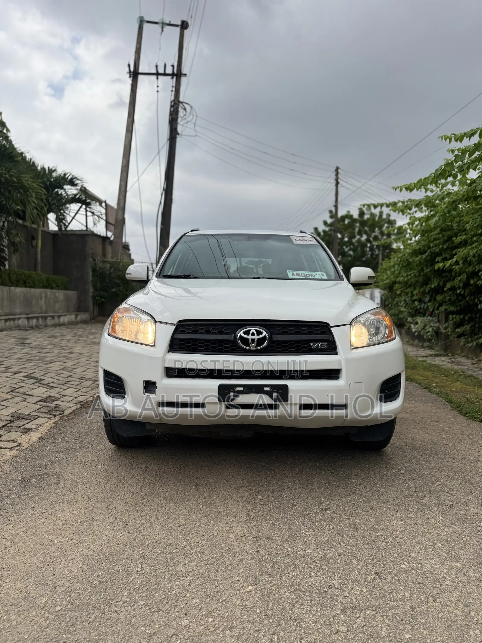 Toyota RAV4 3.5 2011 White
