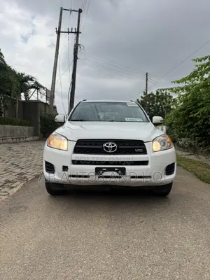 Toyota RAV4 3.5 2011 White