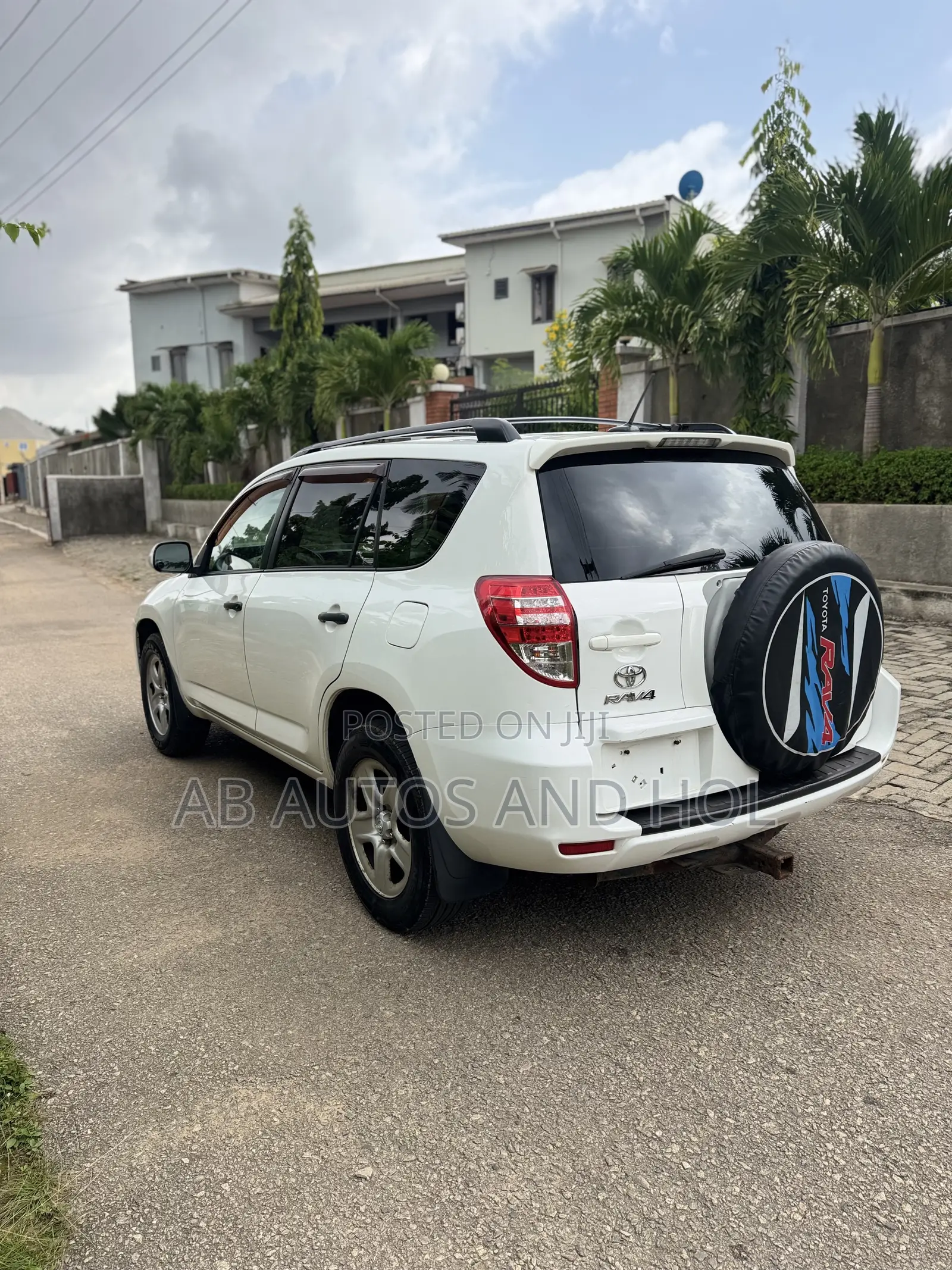 Toyota RAV4 3.5 2011 White