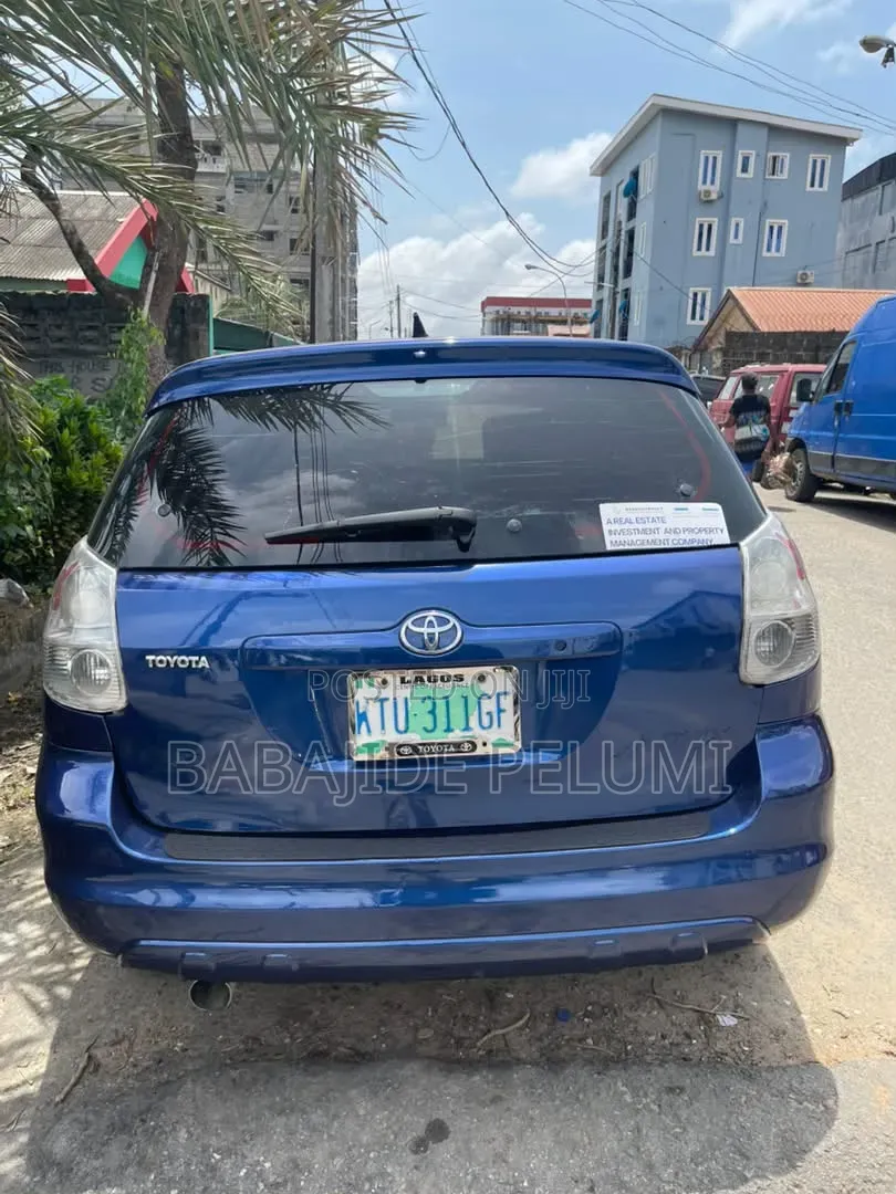 Toyota Matrix 2004 Blue