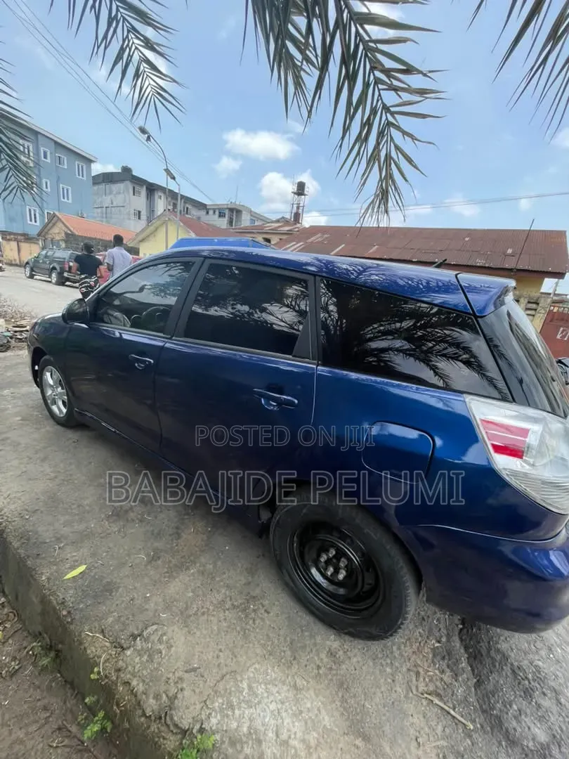 Toyota Matrix 2004 Blue