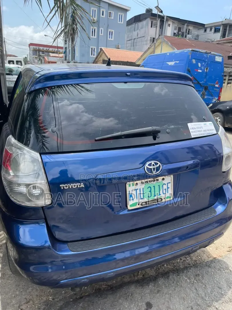 Toyota Matrix 2004 Blue