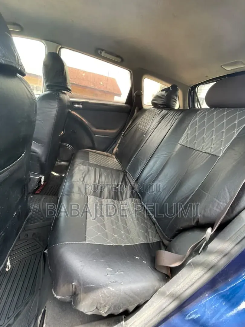 Toyota Matrix 2004 Blue