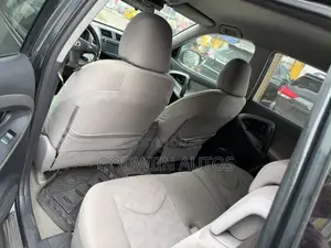 Toyota RAV4 2.5 2010 Black