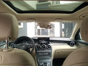Mercedes-Benz GLC-Class 2019 White