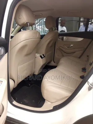 Mercedes-Benz GLC-Class 2019 White