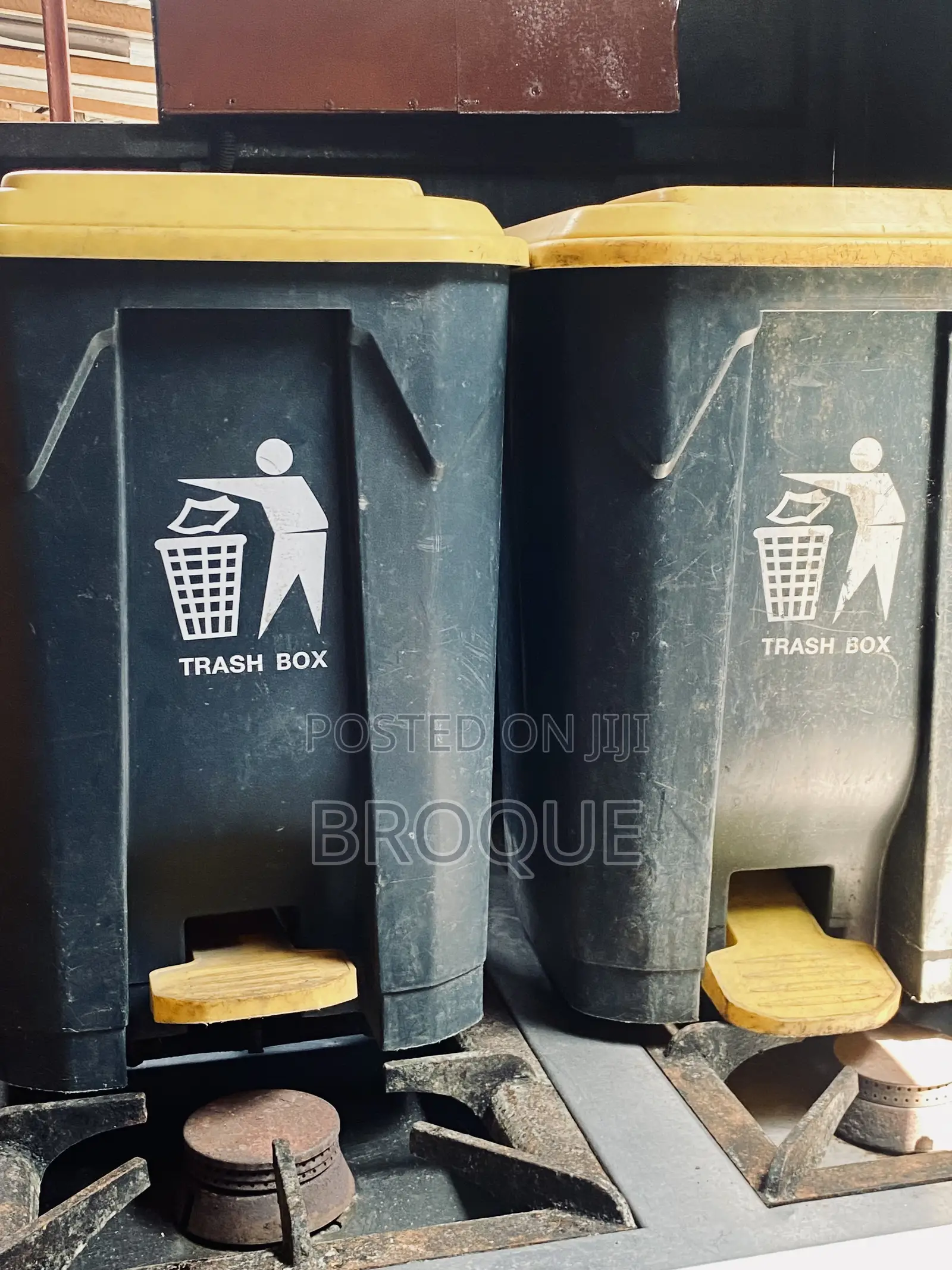 Foreign Waste Bin