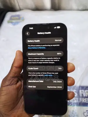 Apple iPhone 16 Plus 128 GB Black